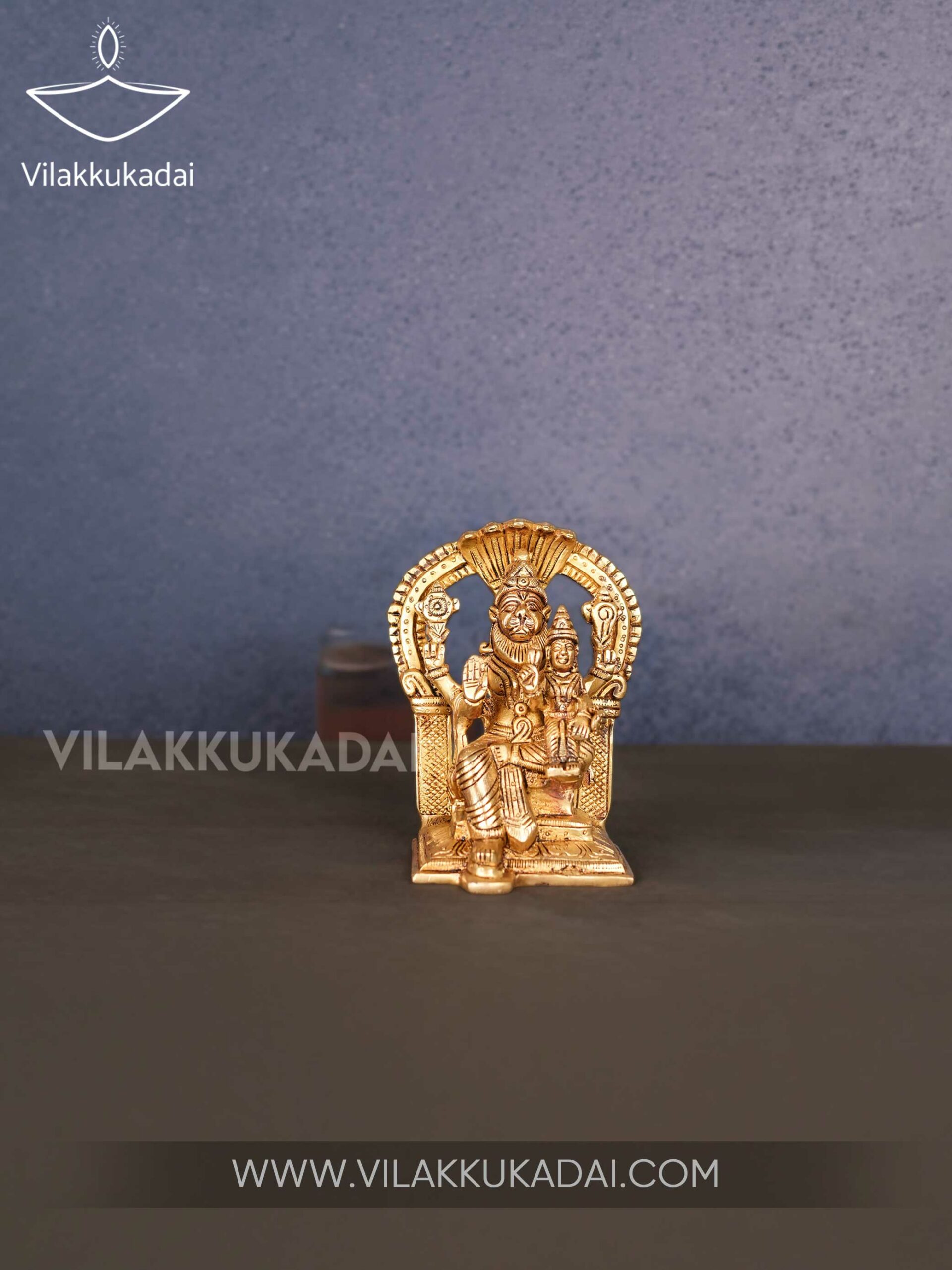 lakshmi narasimhar with arch