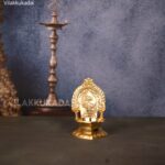 vel kamatchi vilakku