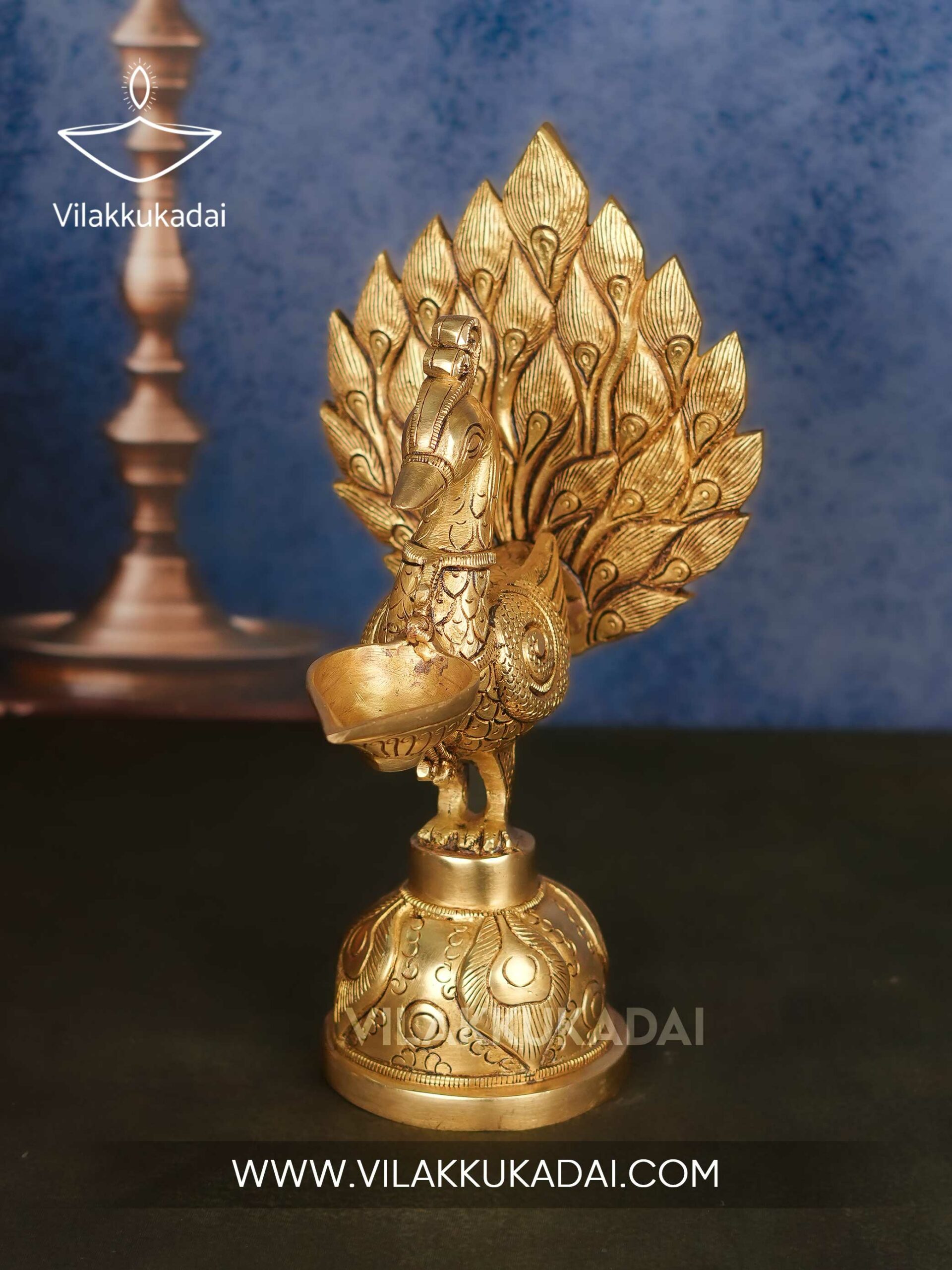 Peacock-lamp-4