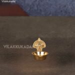 sangu chakra namam agal vilakku