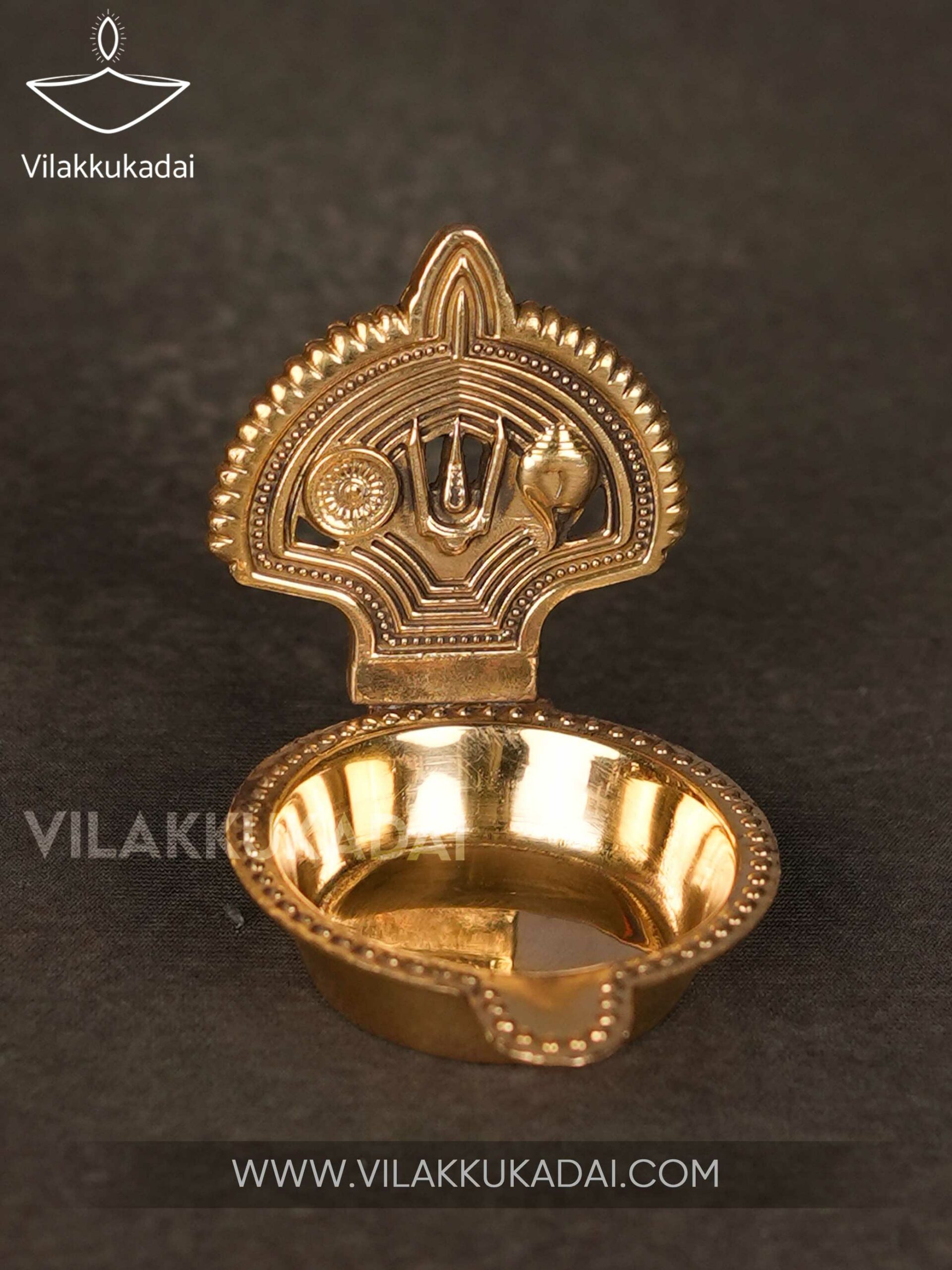 sangu chakra namam agal deepam