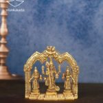 murugar family with thiruvachi
