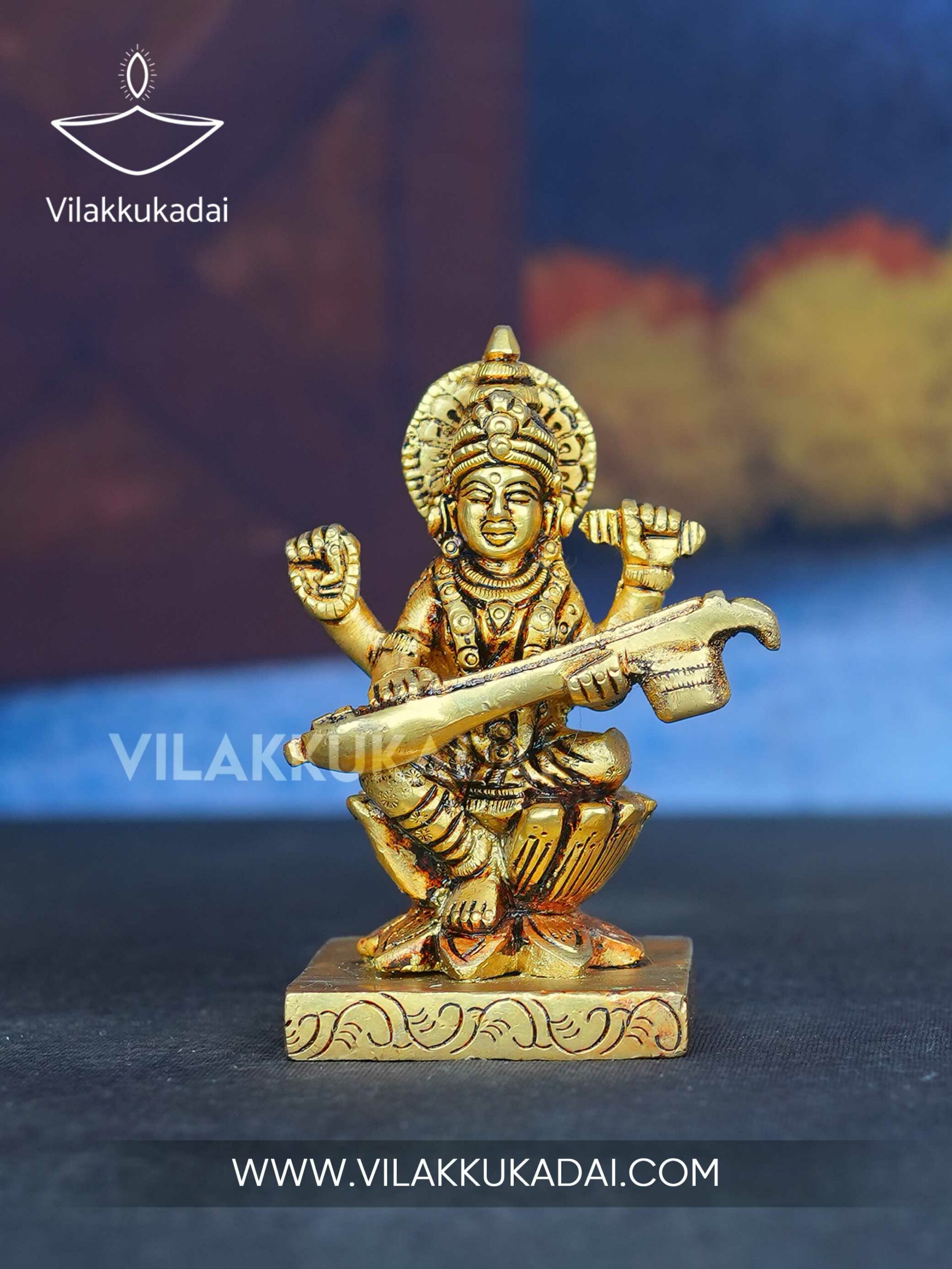 lotus saraswathi statue