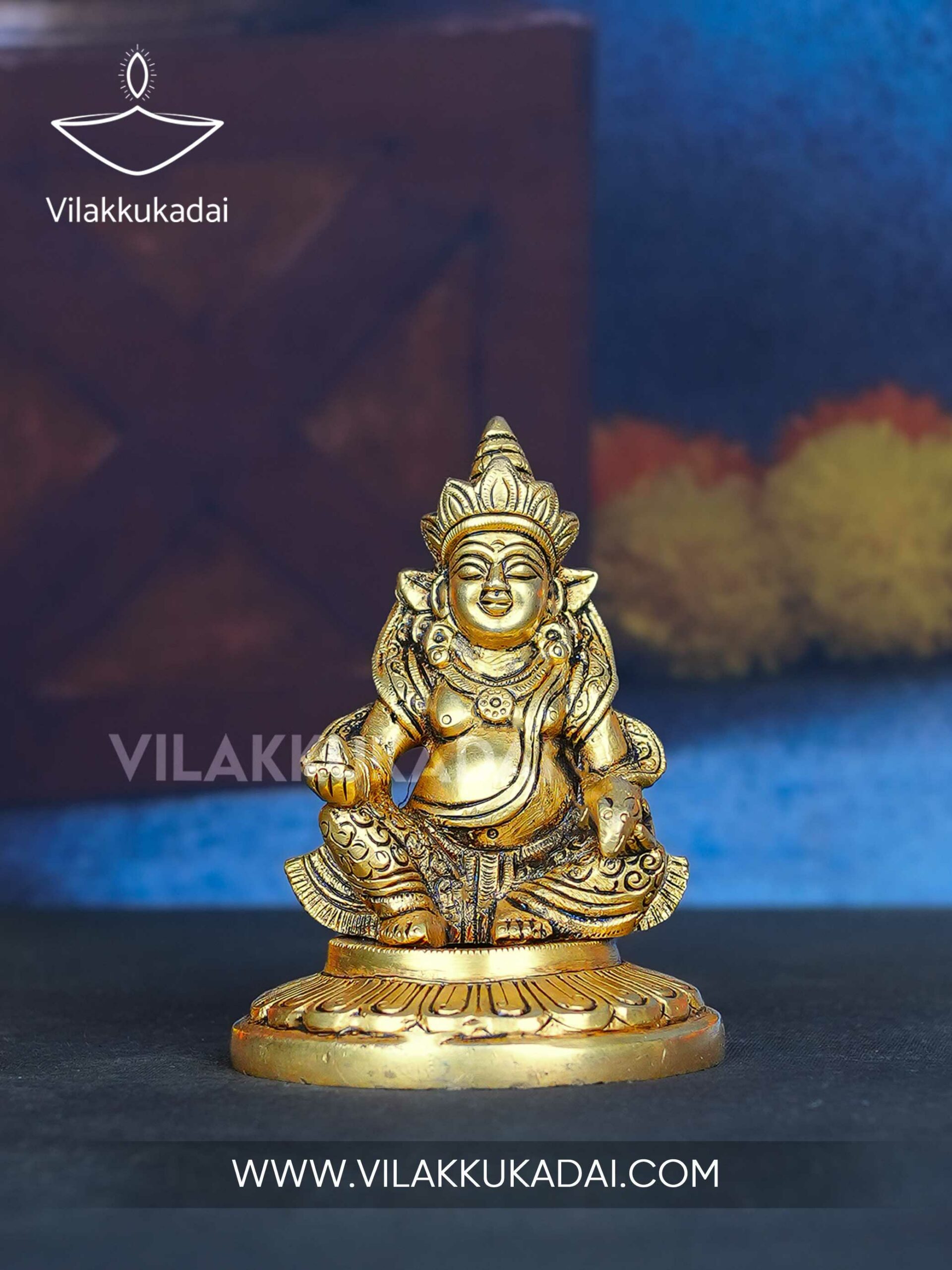 kuber statue