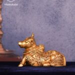 nandhi statue