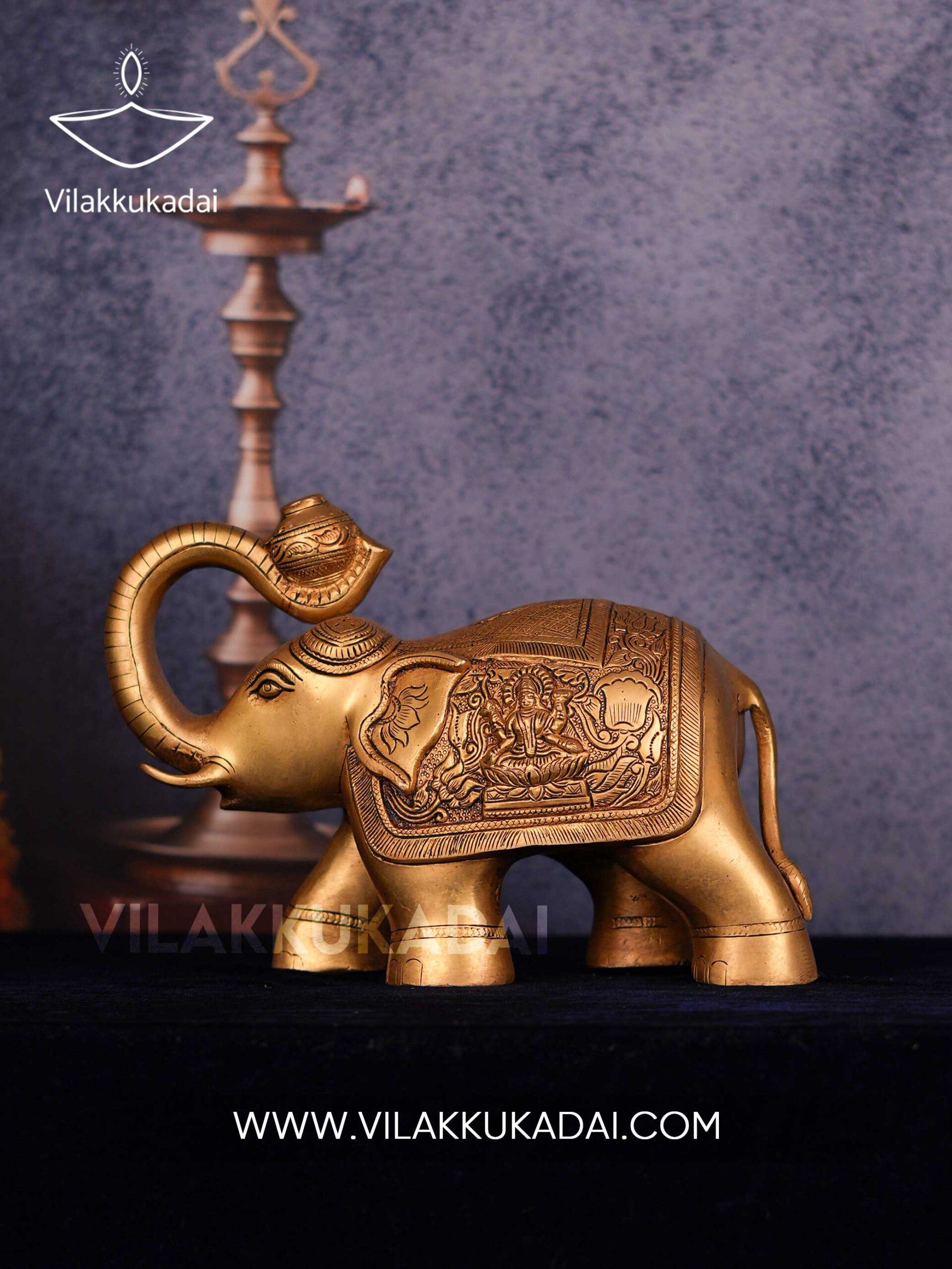 elephant statue