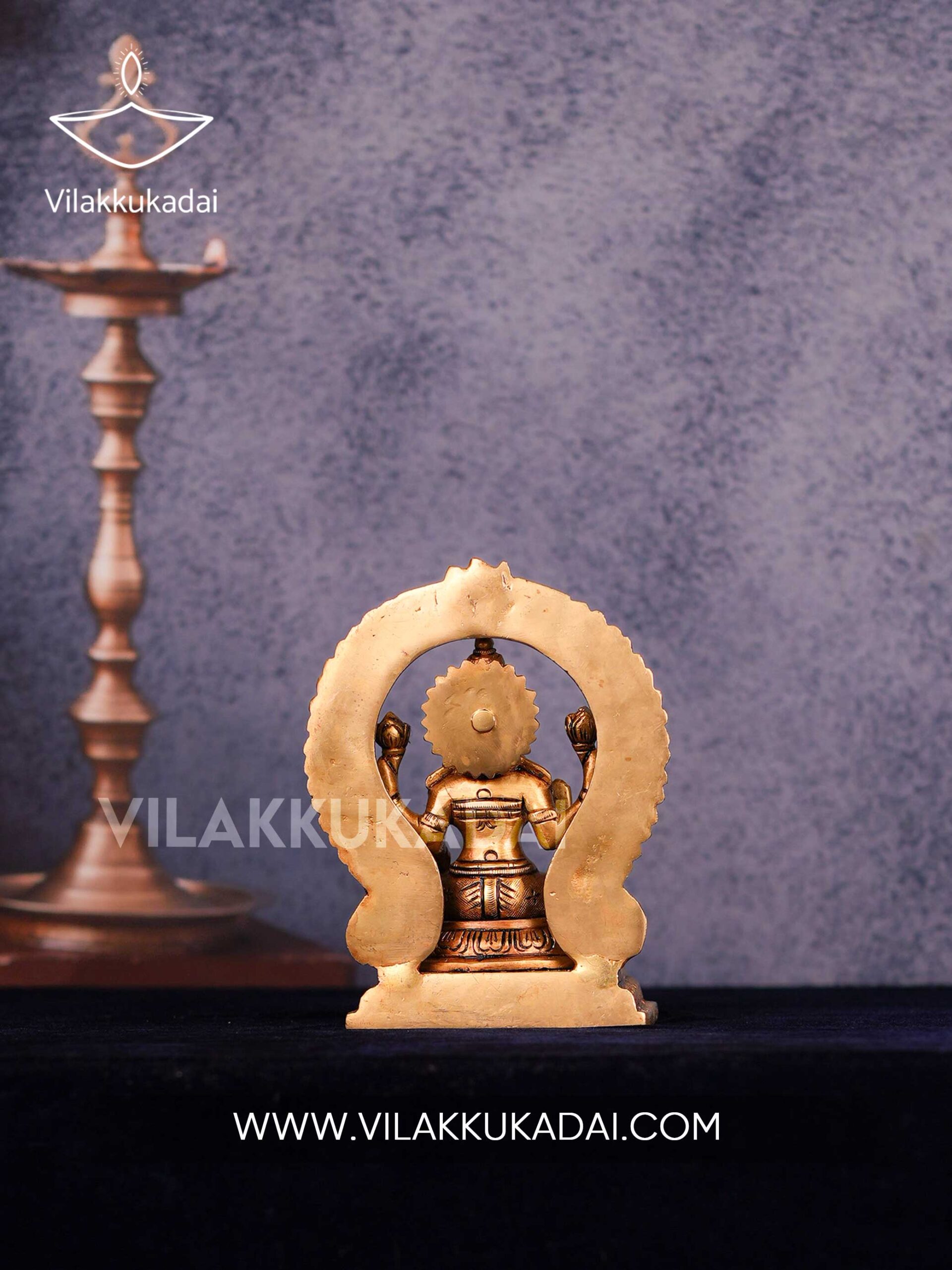 lakshmi-with-thiruvachi-5