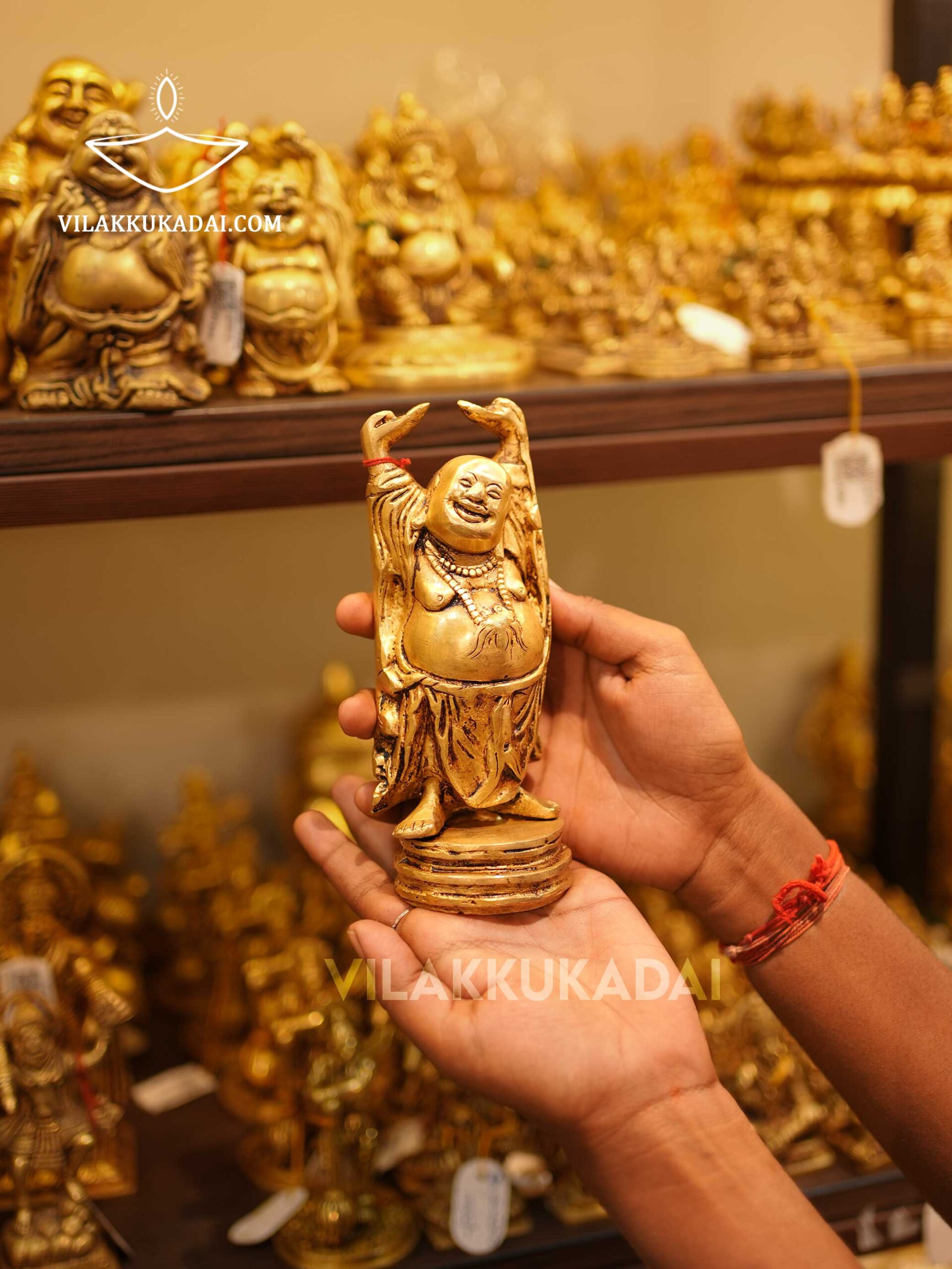 Laughing-buddha-stand-4